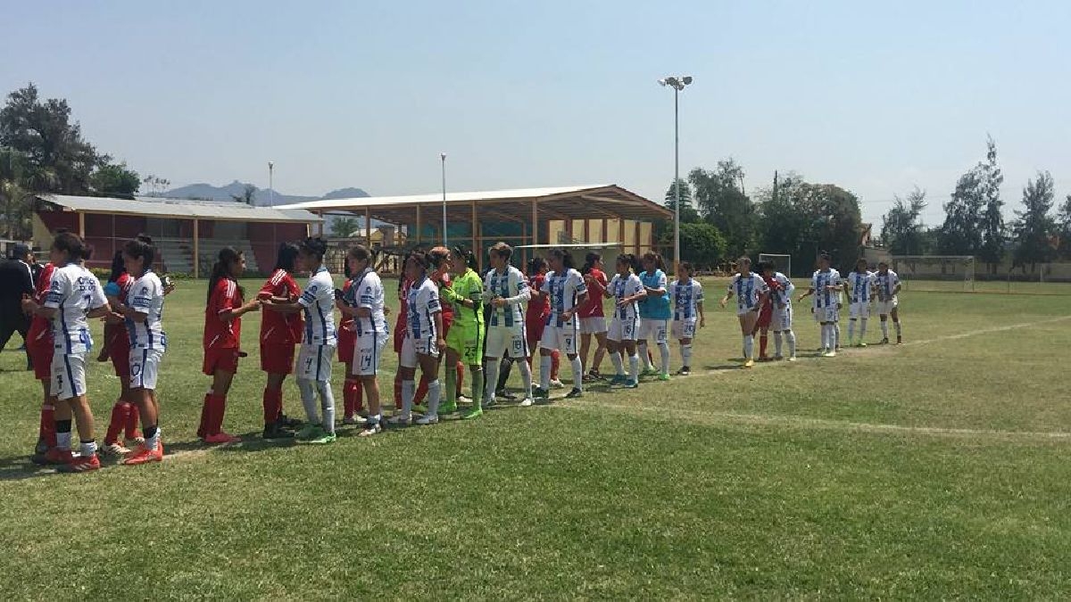 Leonas Morelos asume liderato de la Liga Mayor Femenil