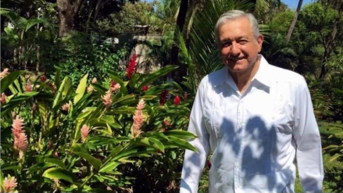 Cumple AMLO 63 años; anuncia que en 2018 buscará por última vez presidencia