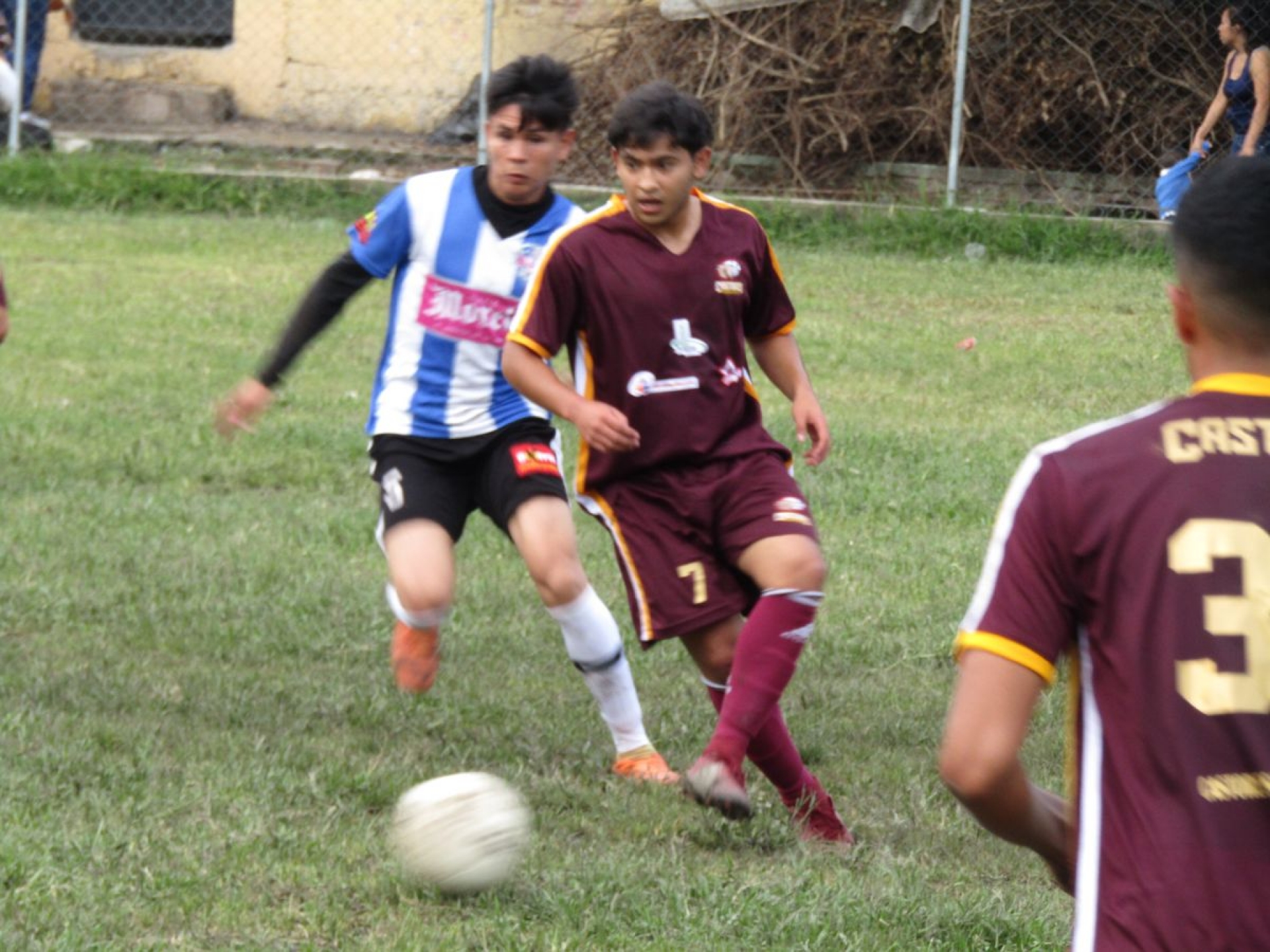 Quedan tres lugares para los Octavos de Final
