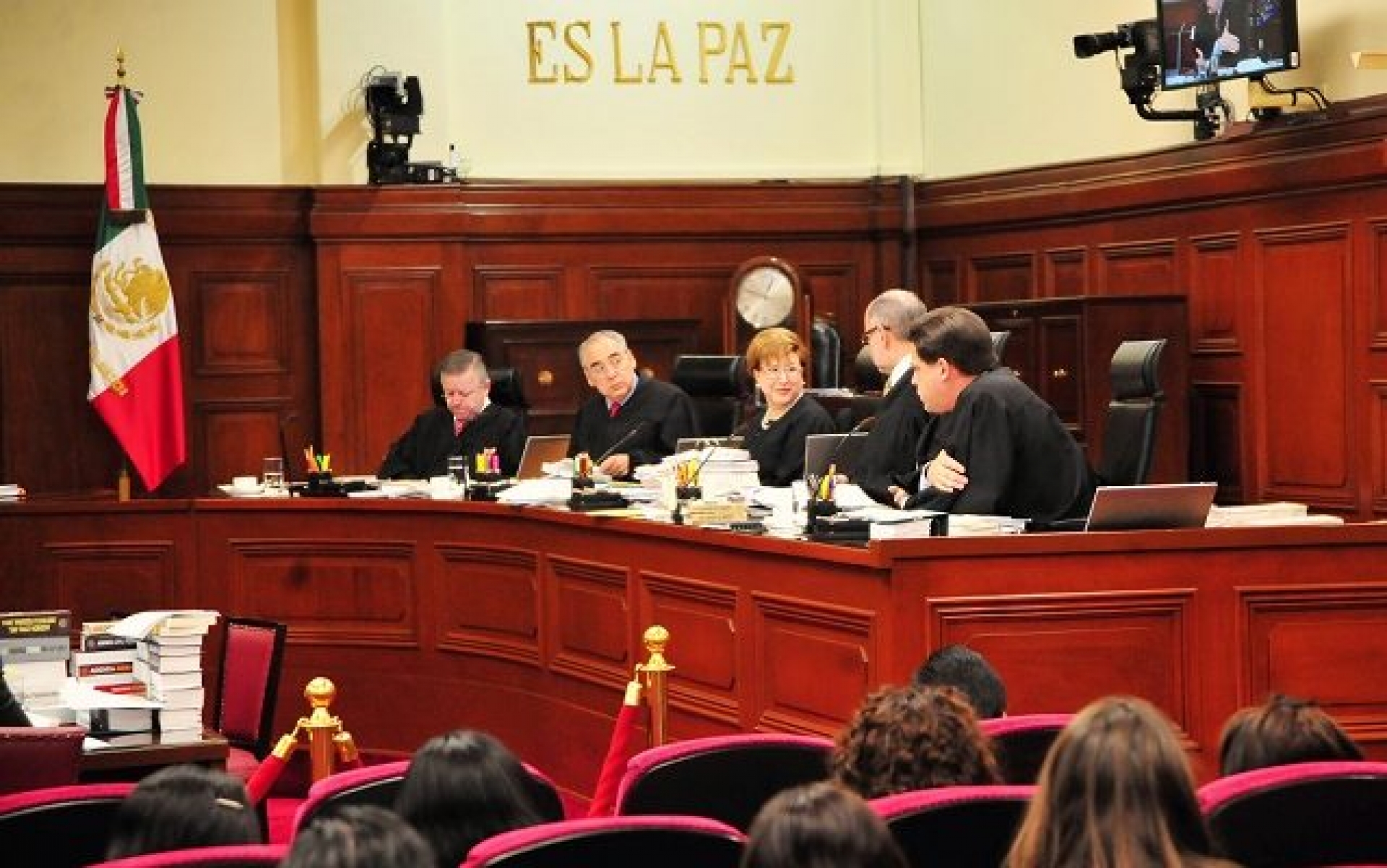 El Poder Judicial se rebela contra AMLO: más de 600 jueces se amparan para mantener sus sueldos