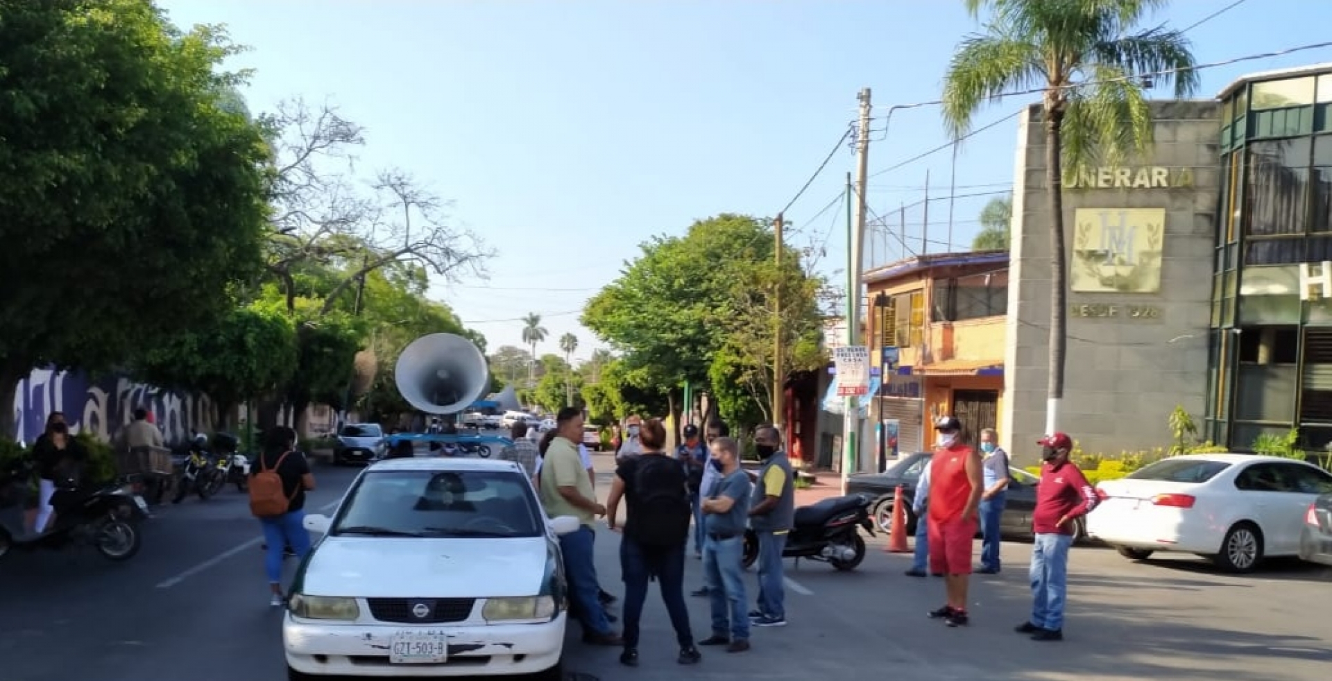 Se manifiestan habitantes de Acapantzingo ante SAPAC