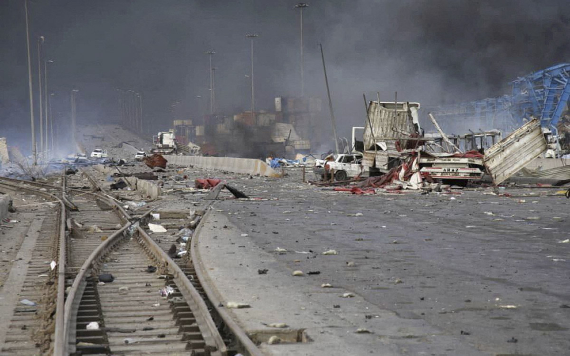 Suben a 28 los fallecidos tras la explosión en puerto de Irán