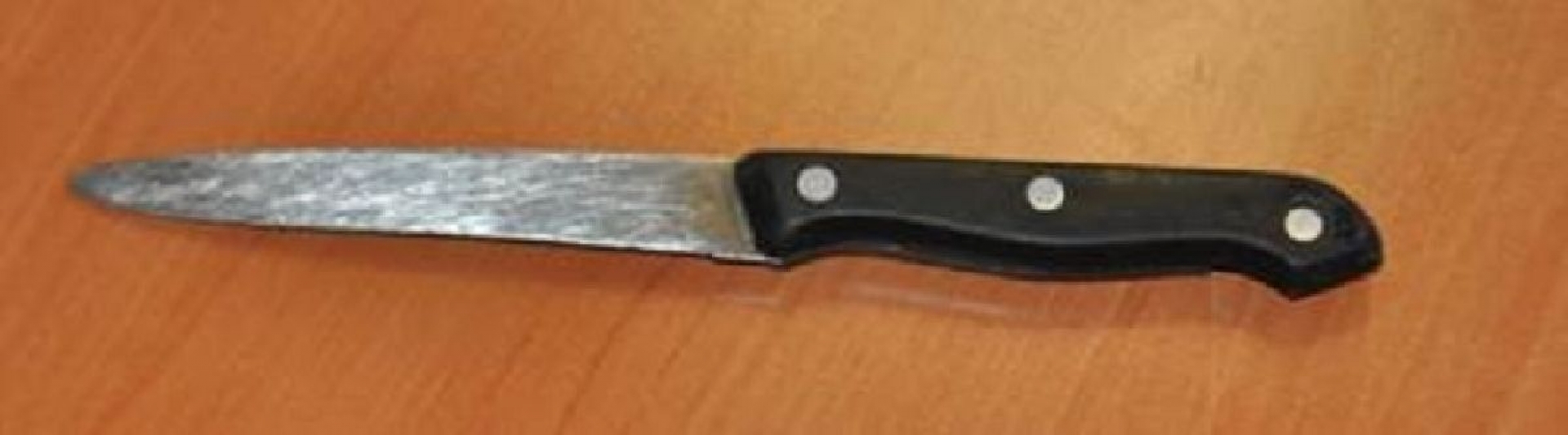 Atrapan a dos hombres acusados de asaltar un minisúper
