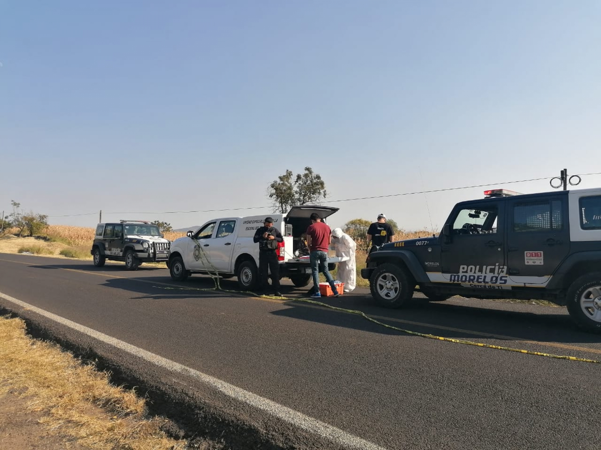 Hallan dos cadáveres en la carretera Cuernavaca-Tepoztlán
