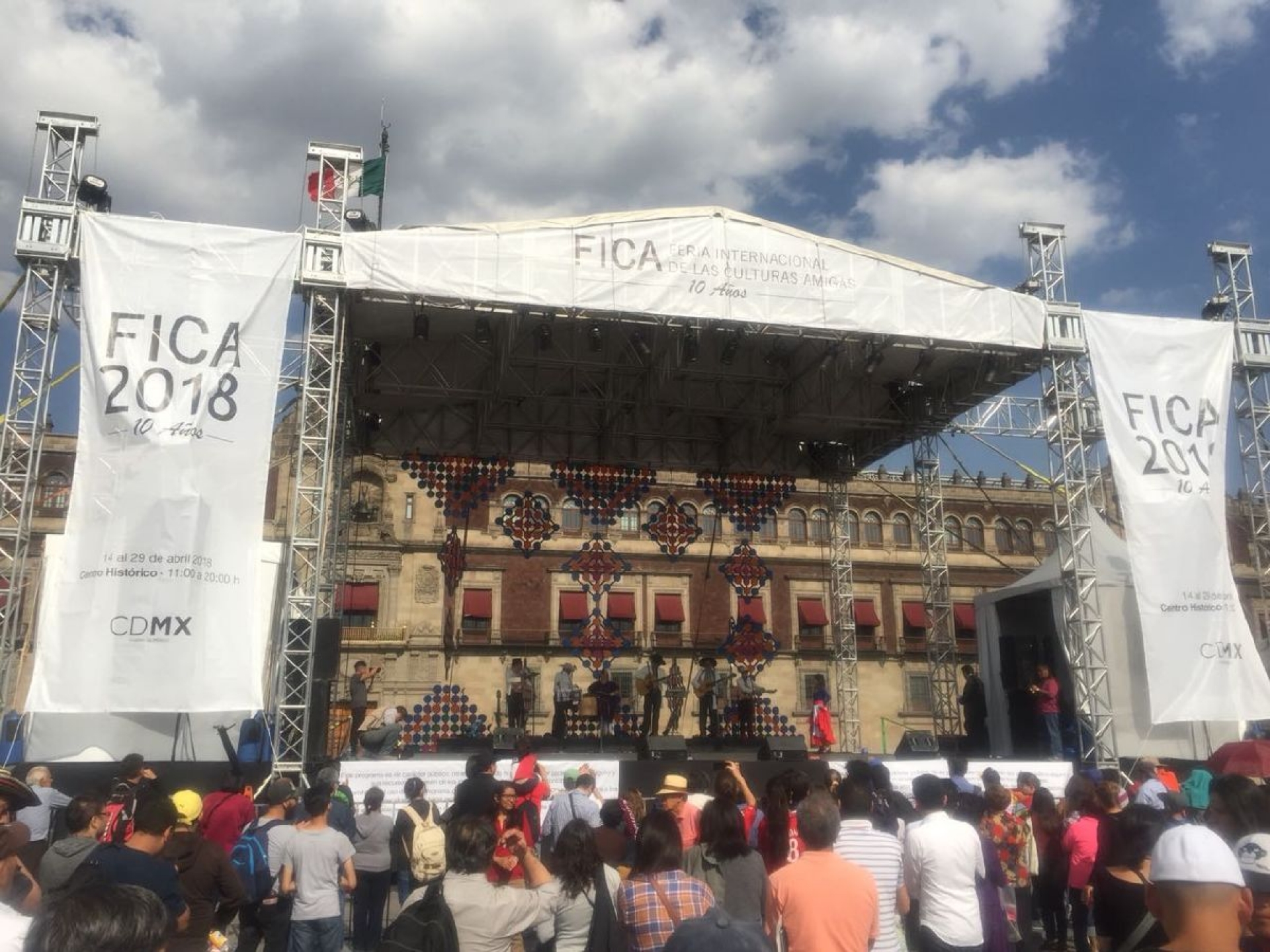 10 años de hermandad y diversidad