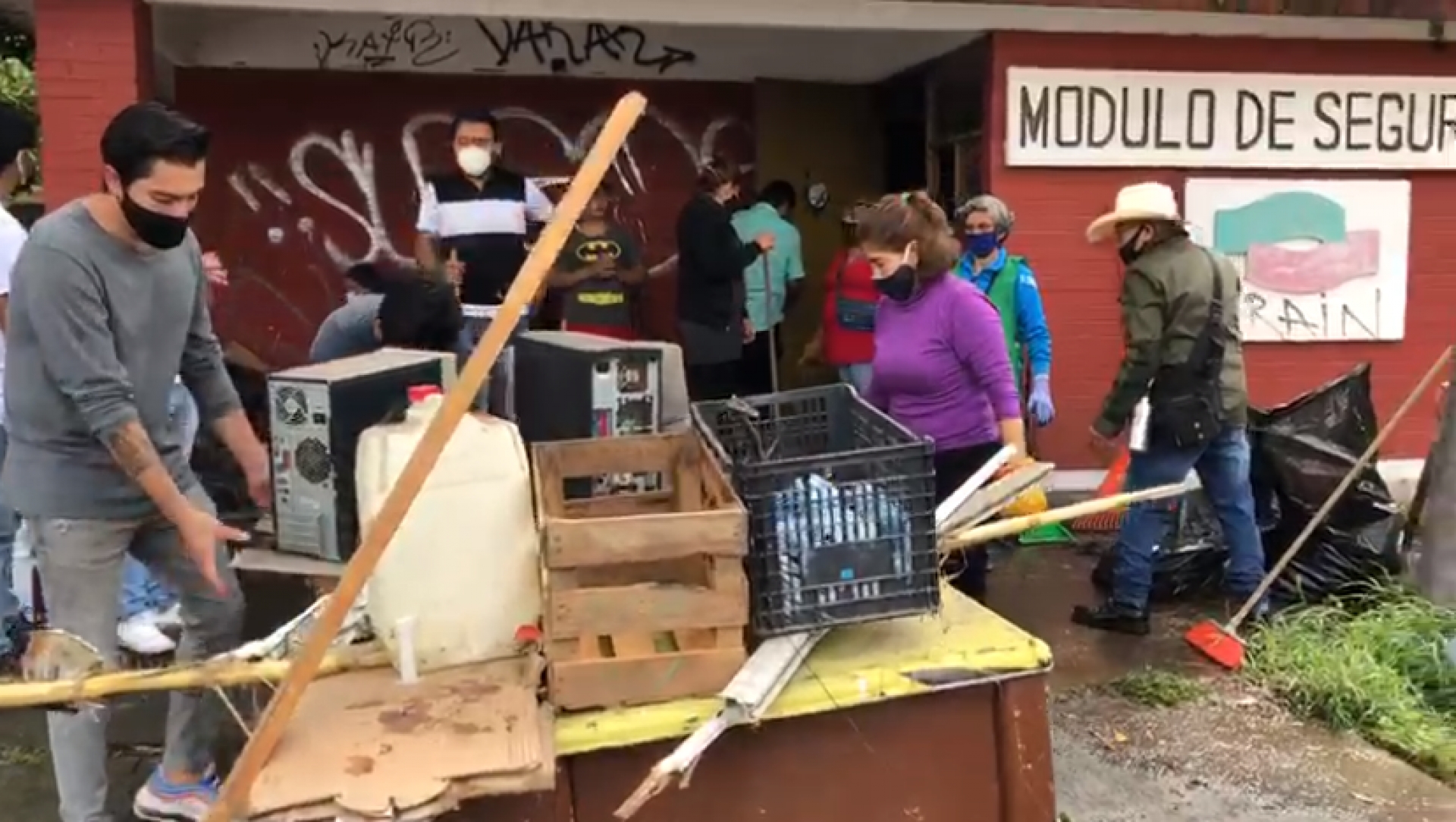 Se suman vecinos de Ciudad Chapultepec al rescate del módulo de seguridad