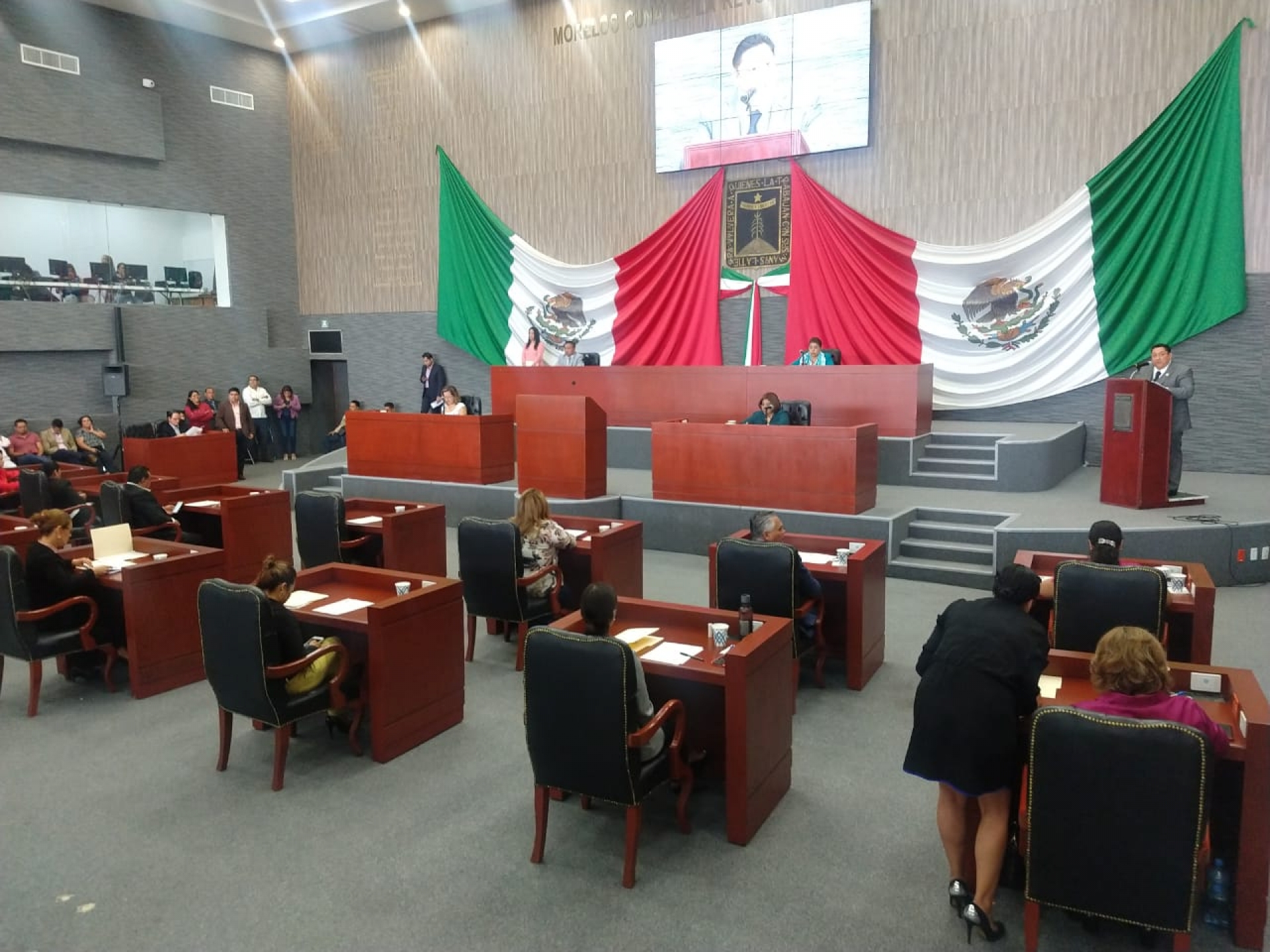 Comparece titular de la FGE en el Congreso local; rinde informe