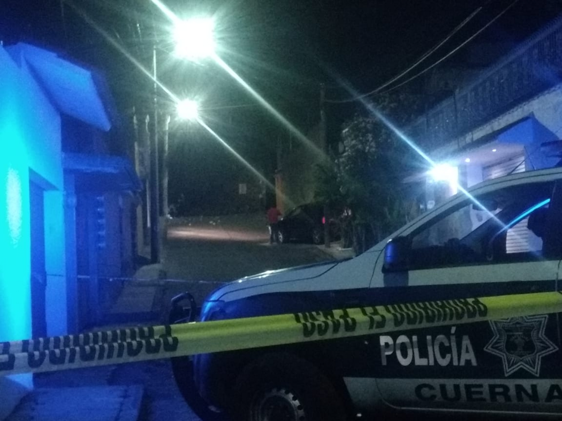 A tiros asesinaron a un hombre dentro de una camioneta, en la colonia Chapultepec