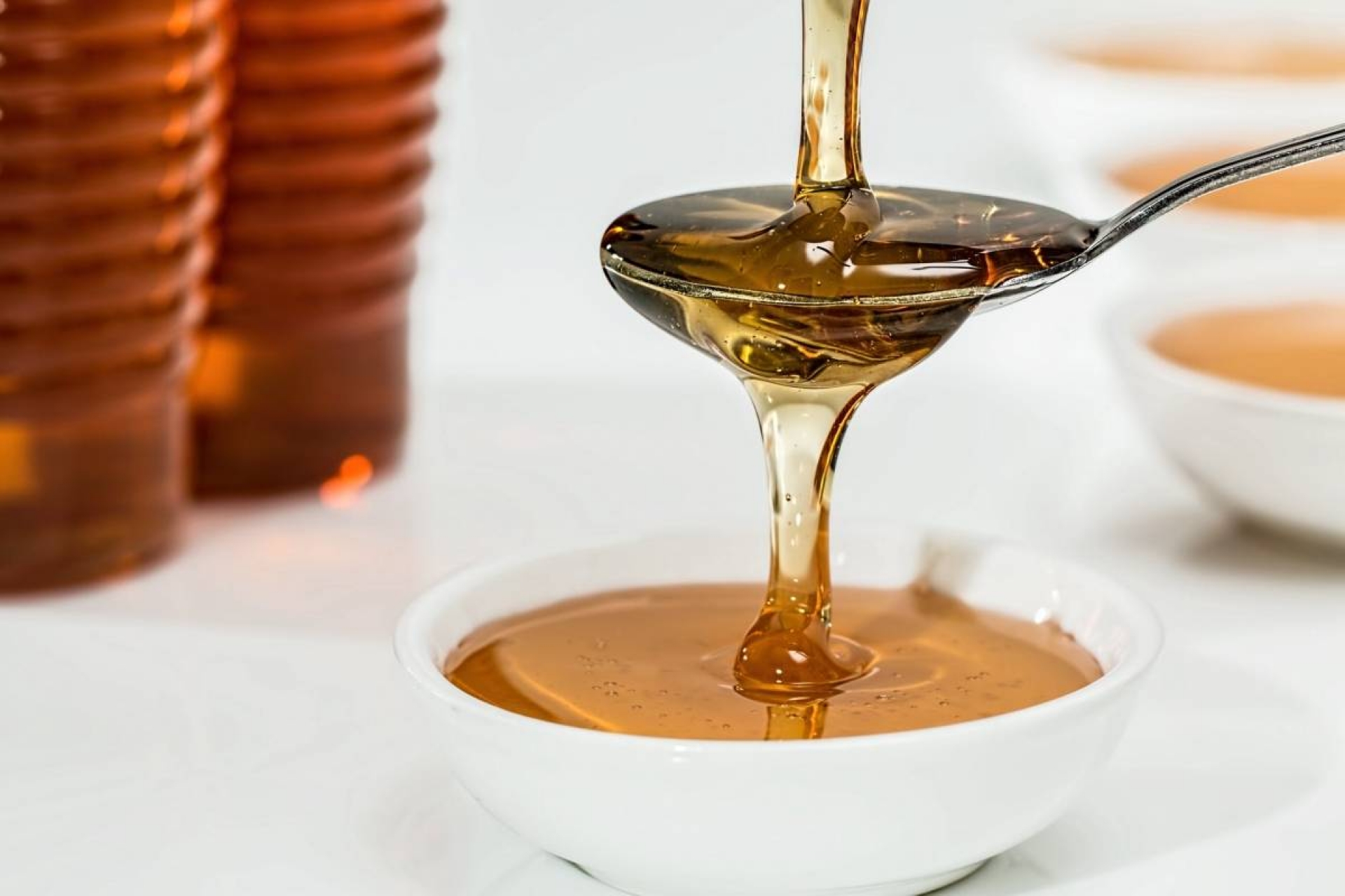 Mascarillas de manzanilla y miel para eliminar las ojeras