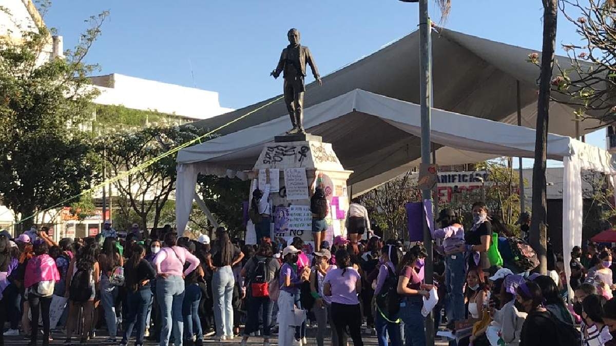 Exigen feministas castigo ejemplar para feminicida de Evelyn