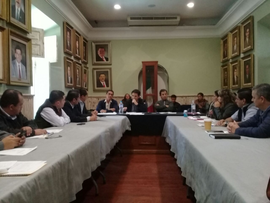 Revoca Comisión Reguladora de Cuernavaca licencias para vender alcohol a cadena comercial