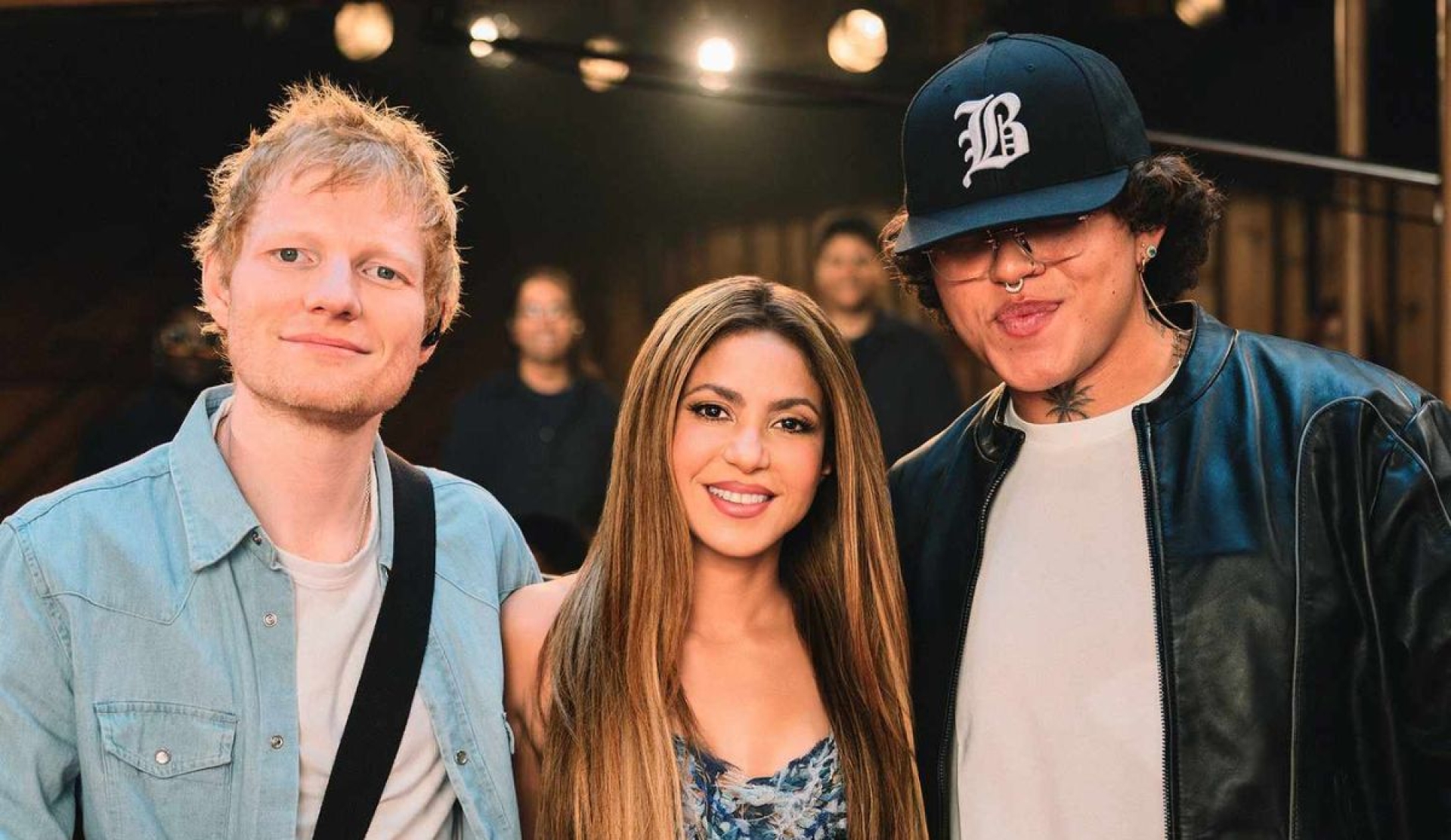 Shakira lanza nueva versión de 'Hips Don’t Lie' con Ed Sheeran y Beéle