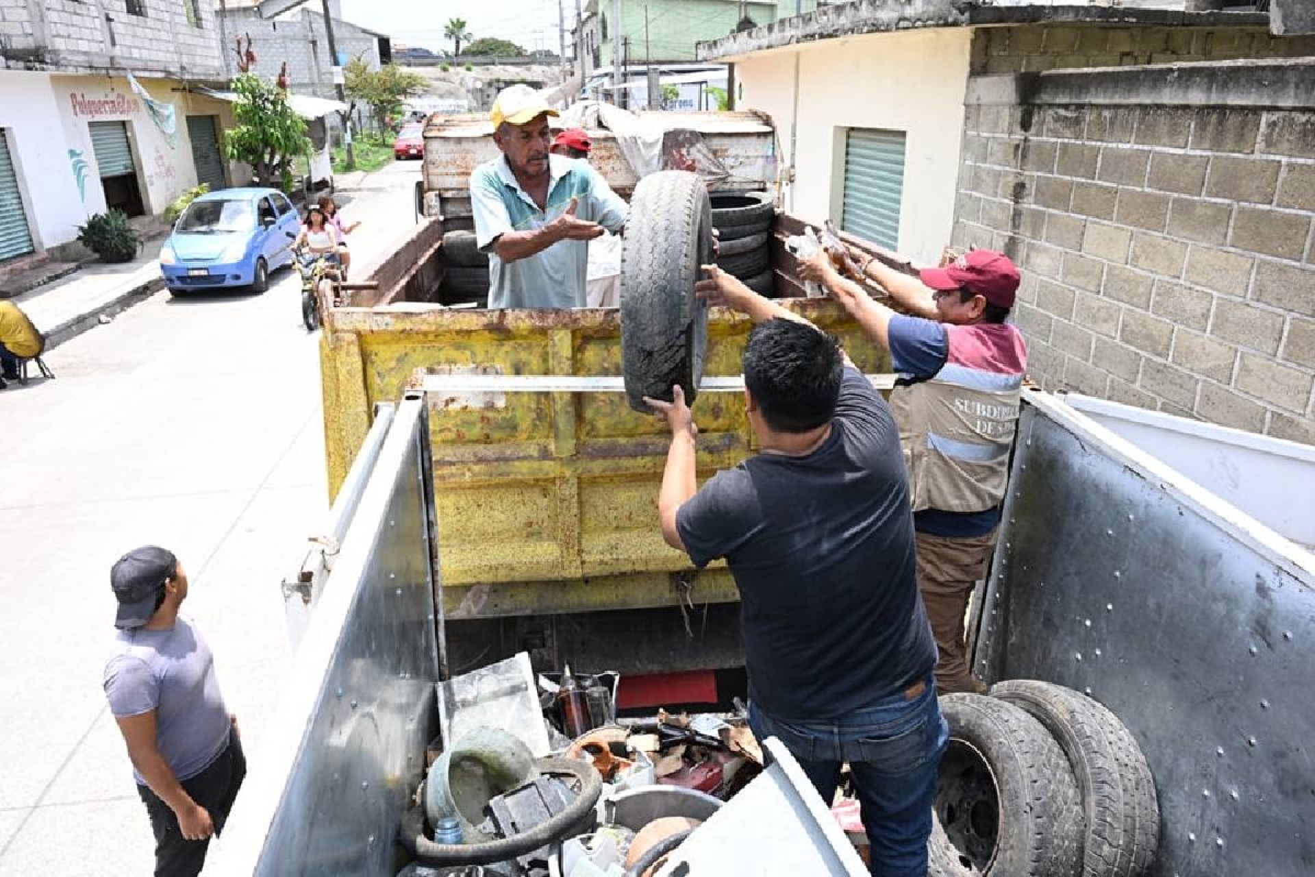 Retiran una tonelada de cacharros en Cuautla