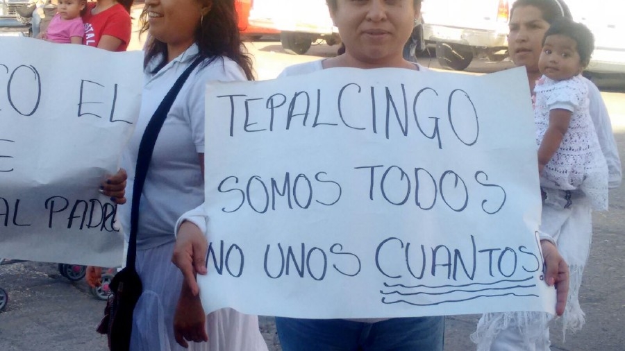 Se enfrentan feligreses de Tepalcingo; rescatan santuario