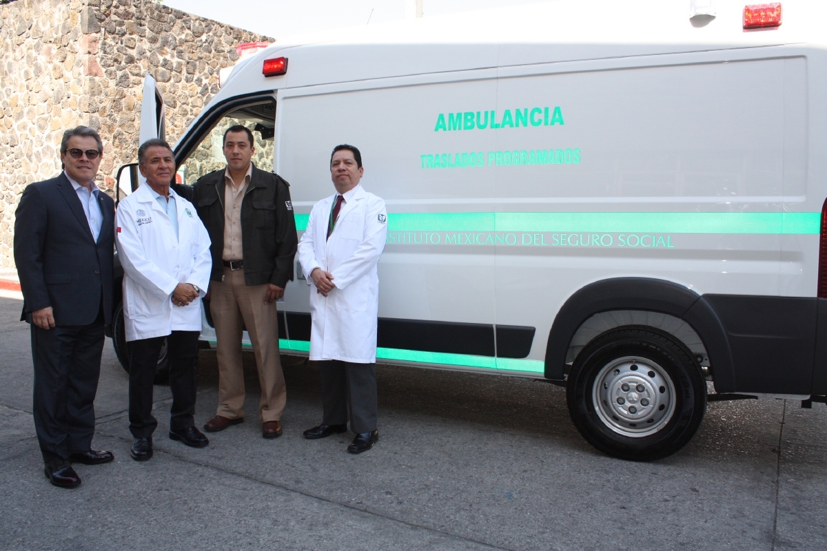 El IMSS Morelos recibe nueva ambulancia para el Hospital General Regional No. 1