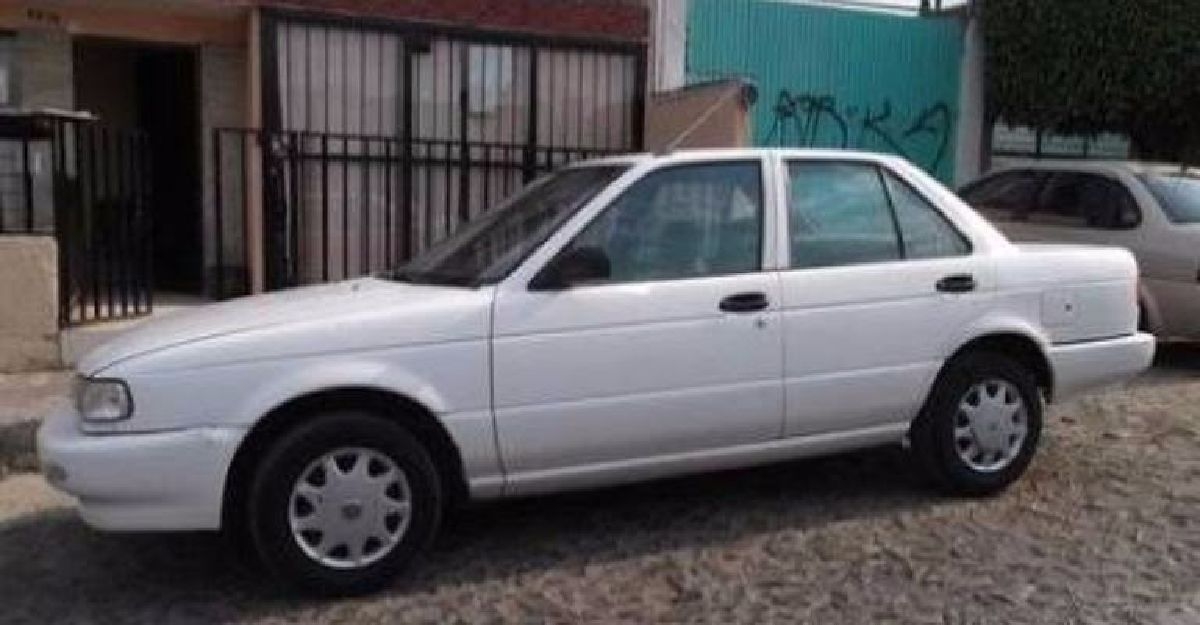 Roban auto a trabajadora del hospital del ISSSTE