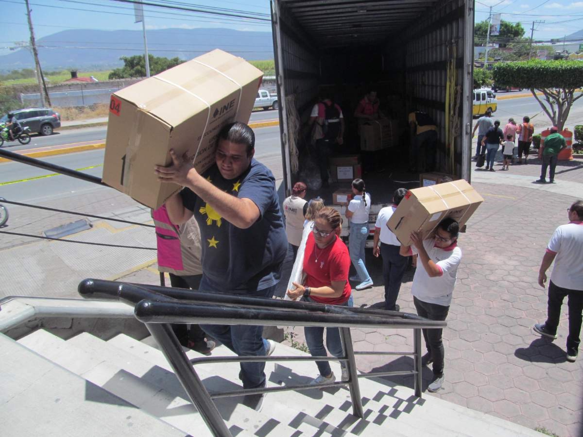 Llega papelería electoral a la 04 Junta Distrital