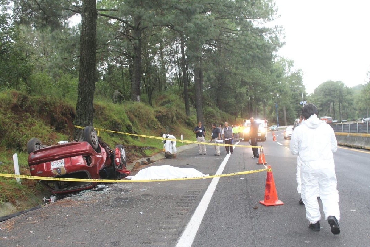 Una mujer muerta y tres heridas, saldo de una volcadura