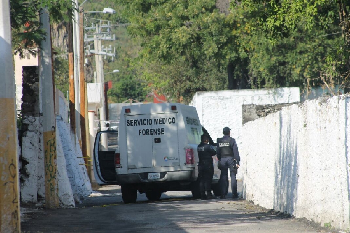 Abandonan un cadáver decapitado en Xochitepec