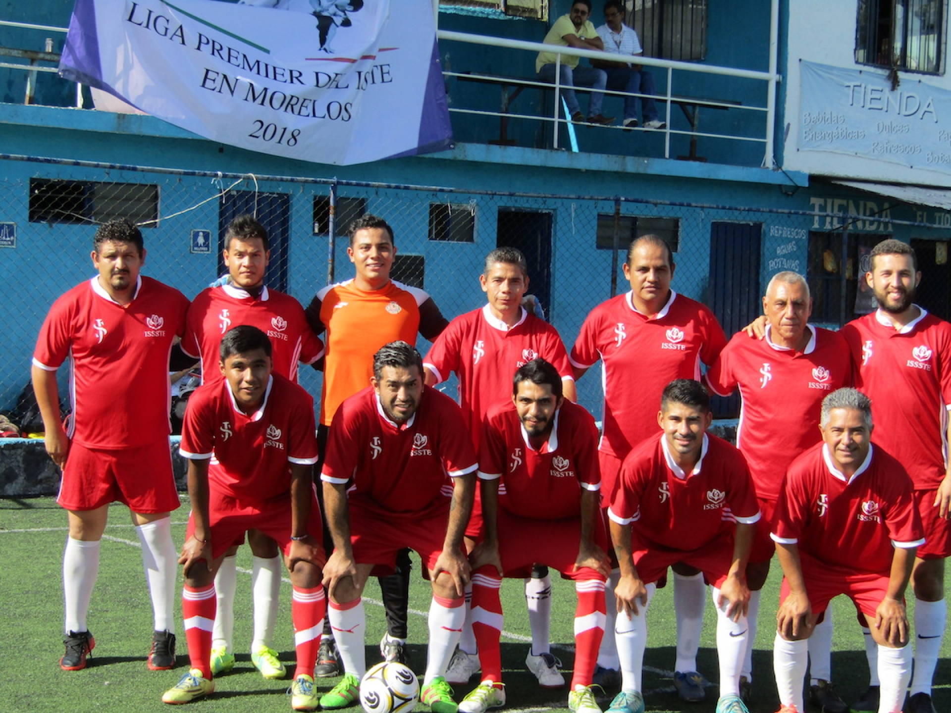 Delegación ISSSTE y Ayuntamiento tienen un pie en la final de la Liga Premier ISSSTE