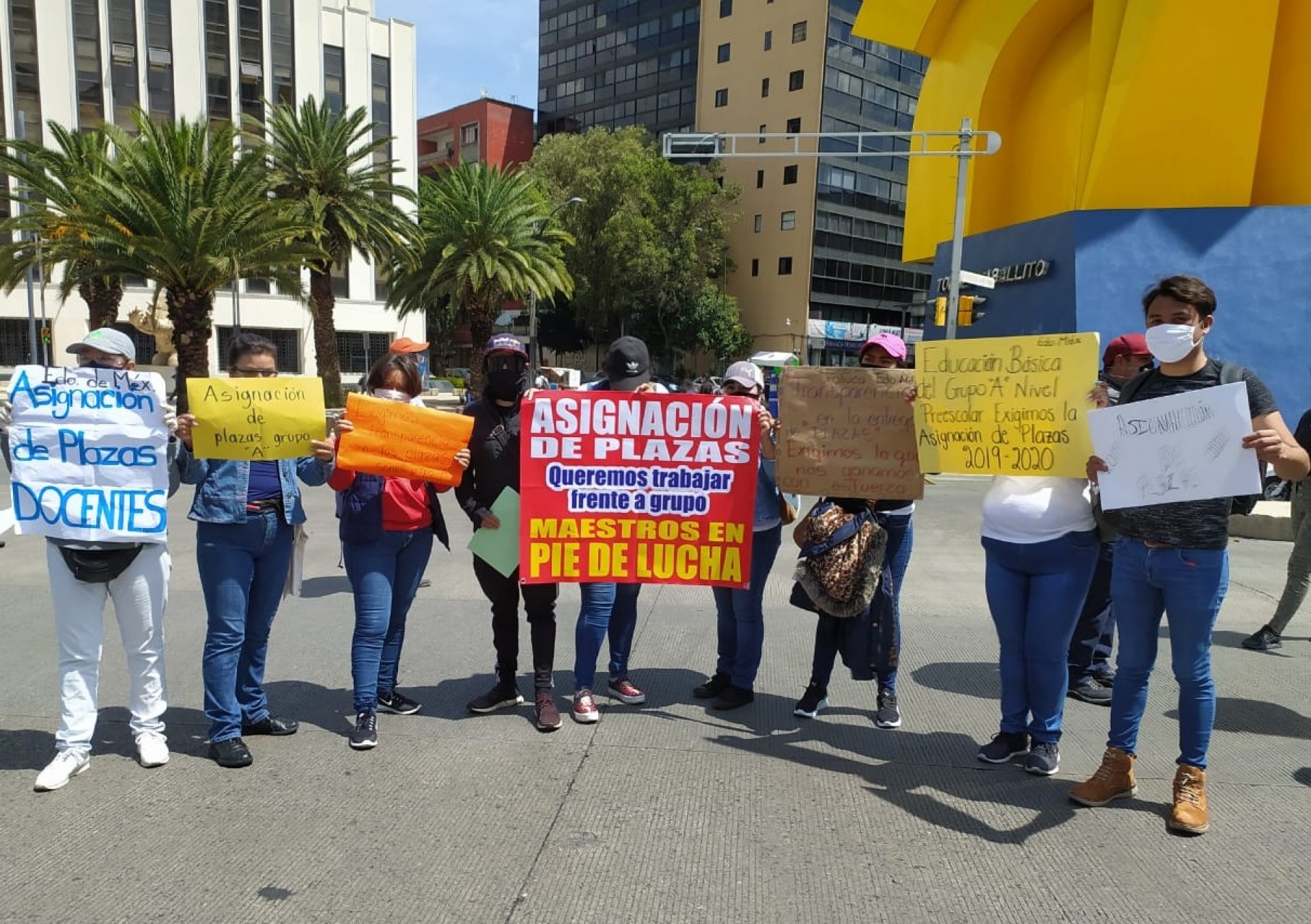 Se manifiestan otra vez maestros de nuevo ingreso, en CDMX