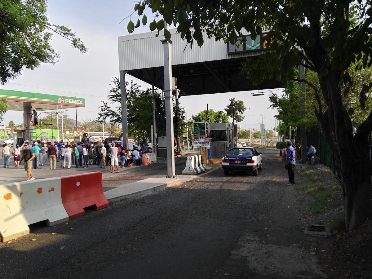 Movimiento contra casetas de cobro amenaza con acciones más drásticas