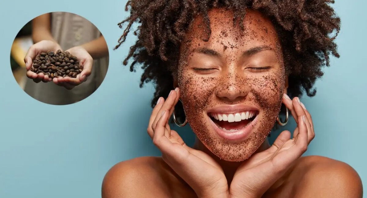 Con esta mascarilla casera de café y bicarbonato dile "adiós" a las arrugas