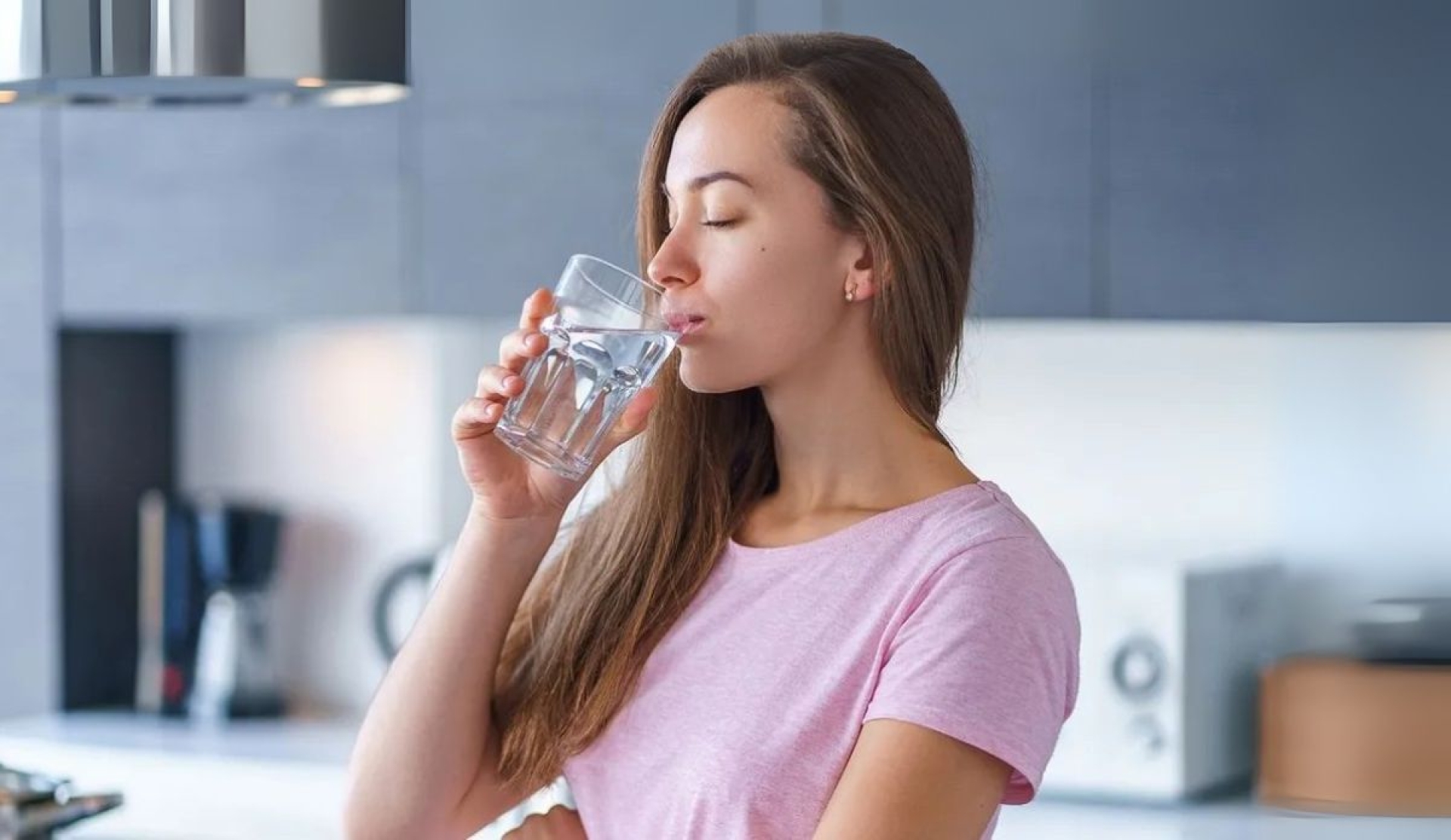 ¿Realmente necesitas tomar ocho vasos de agua al día?