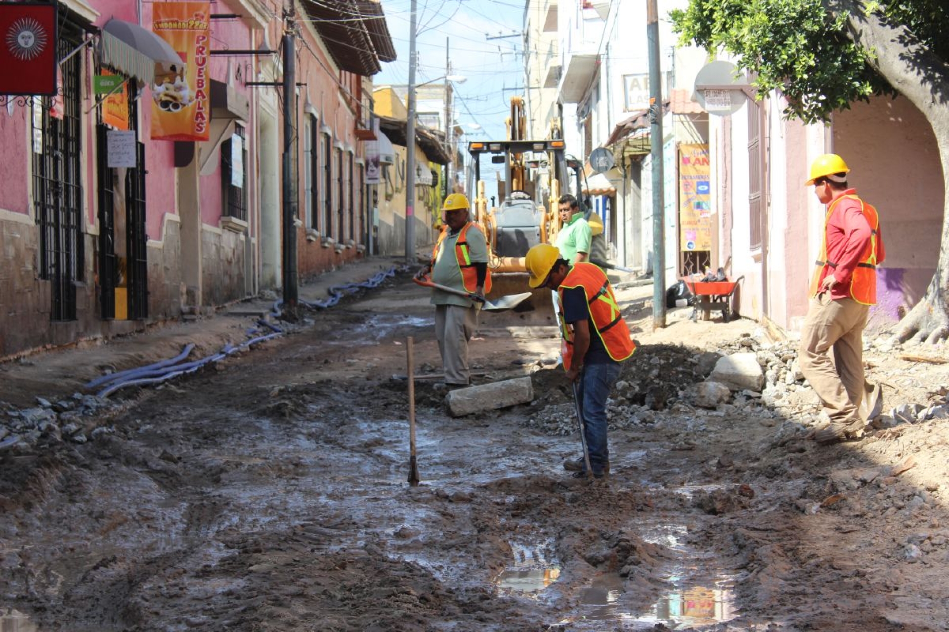 Aceleran rehabilitación de las calles Salazar y Morrow