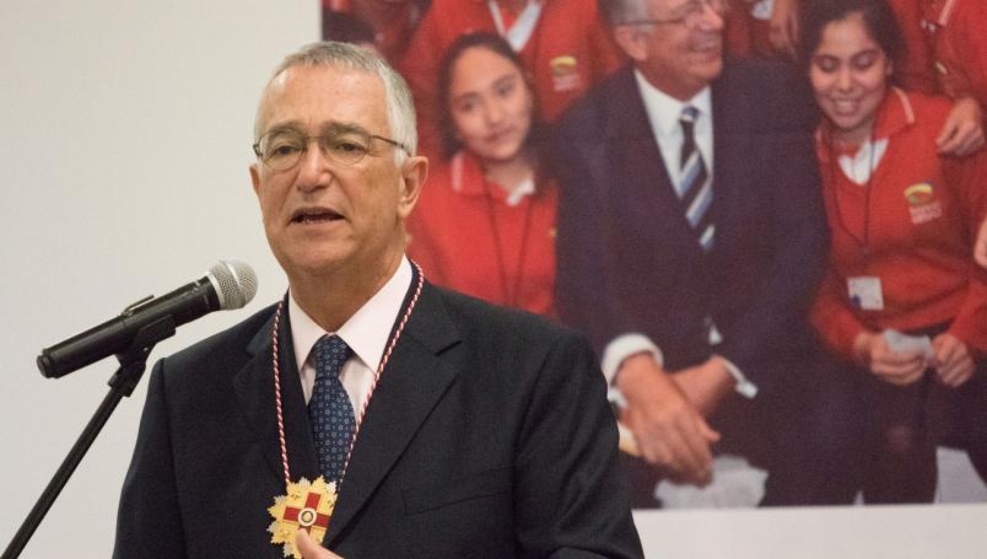 “Permitan que el pueblo trabaje y se gane la vida”, pide Salinas Pliego a autoridades