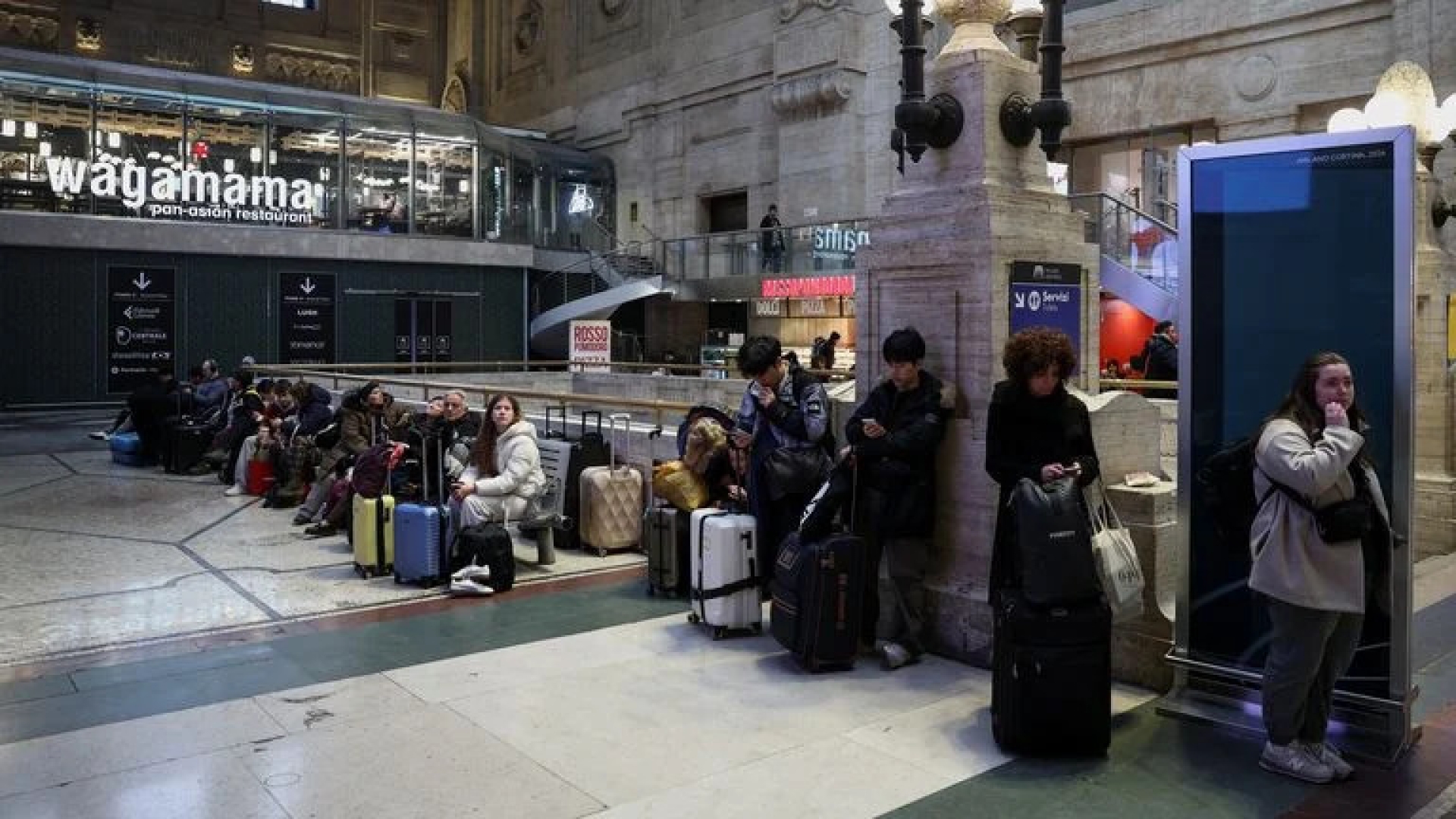 Investigan posible sabotaje en red de trenes en Italia durante Juegos Olímpicos