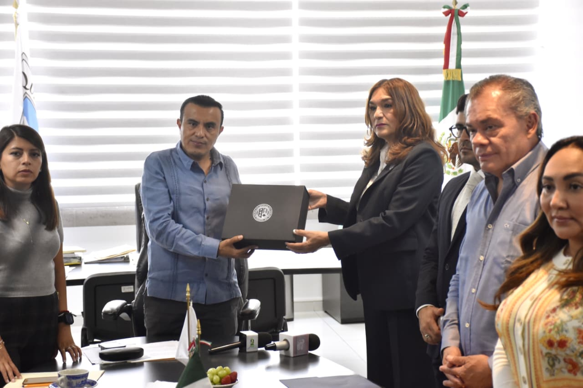 Fiscalía de Morelos rinde cuentas ante el Congreso con entrega de su primer informe semestral