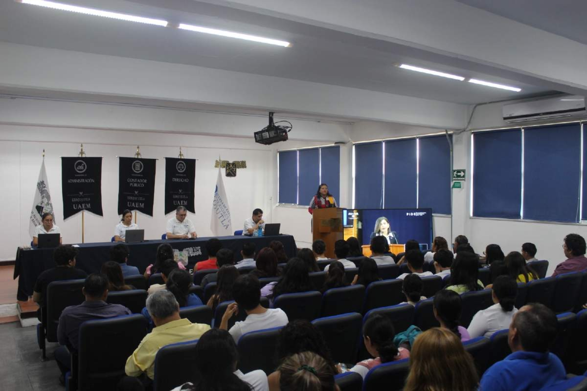 Realizan foro para integrar plan de desarrollo de la UAEM en la EESJ
