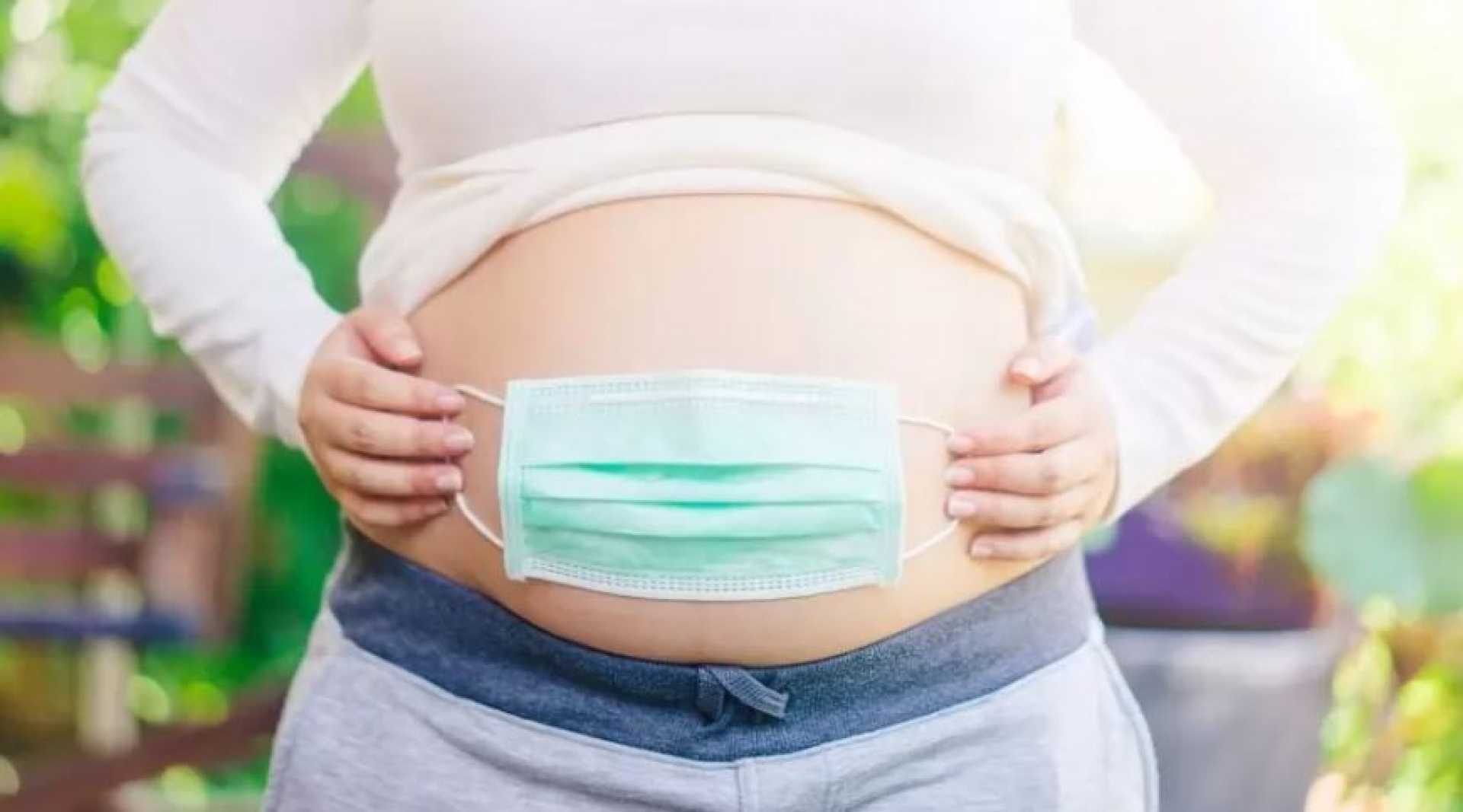 ¿Estás embarazada? Esto es lo que debes saber de las vacunas contra COVID-19
