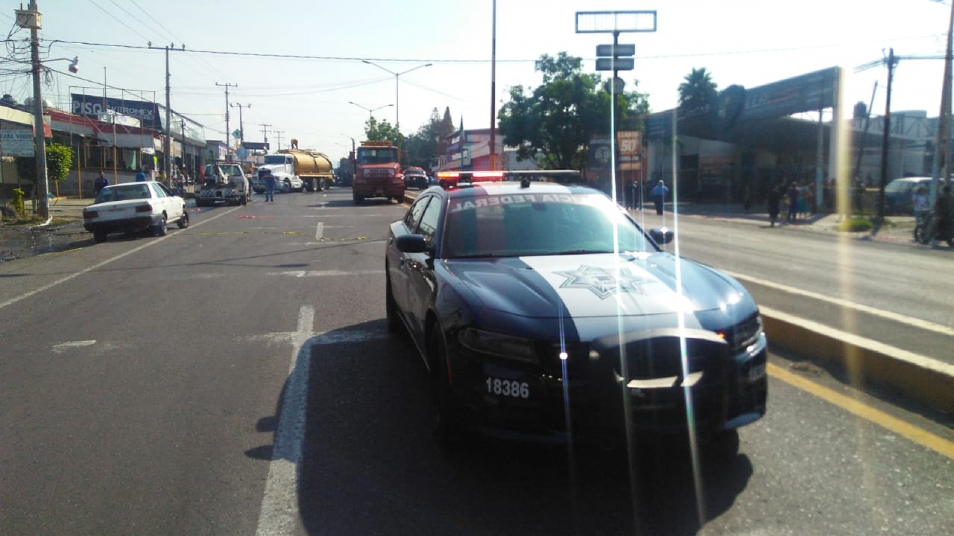 Atiende PF accidente de tráiler en la carretera Santa Bárbara-Izúcar de Matamoros