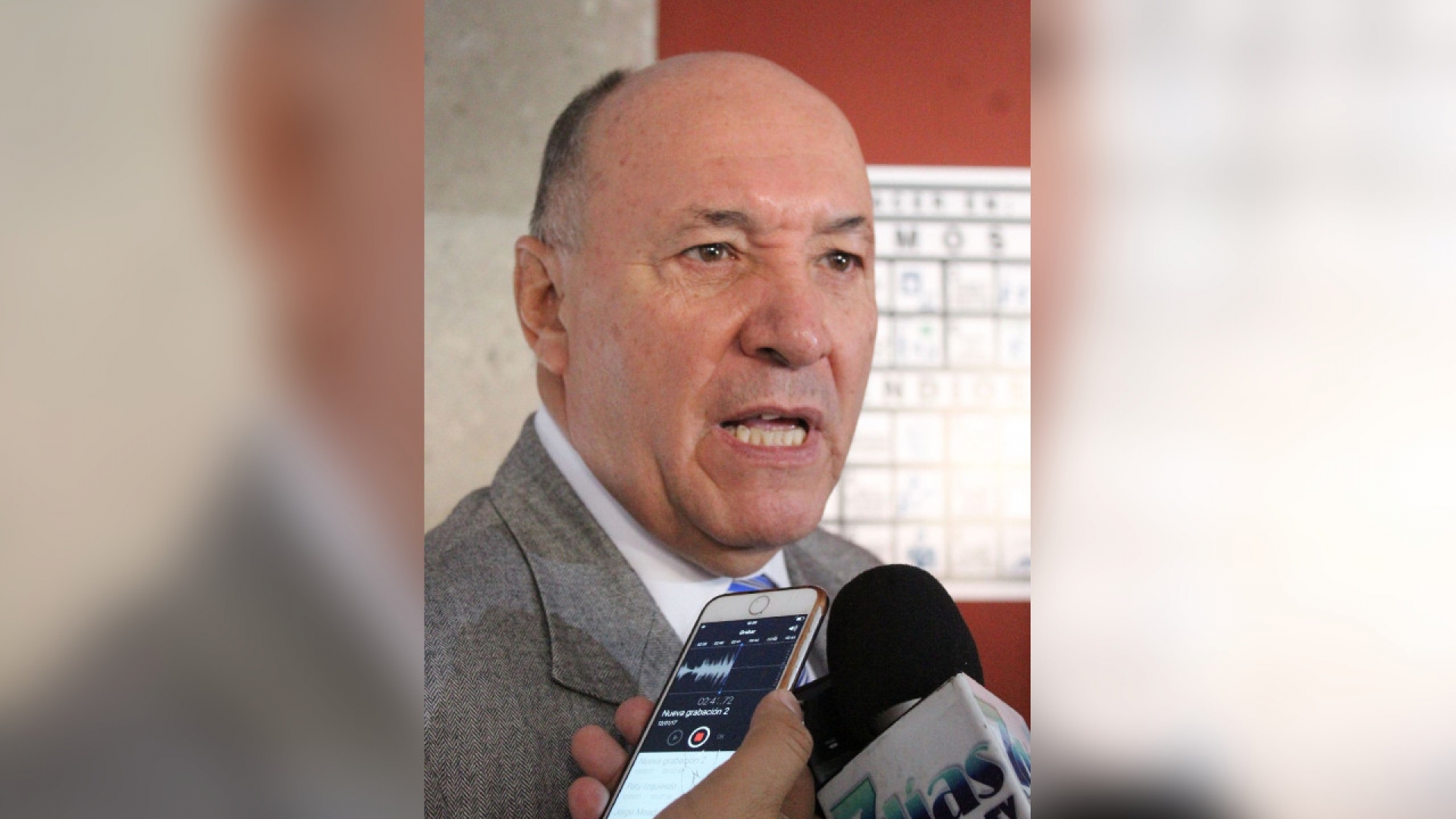 Michel Luna se libra también de procedimientos en su contra