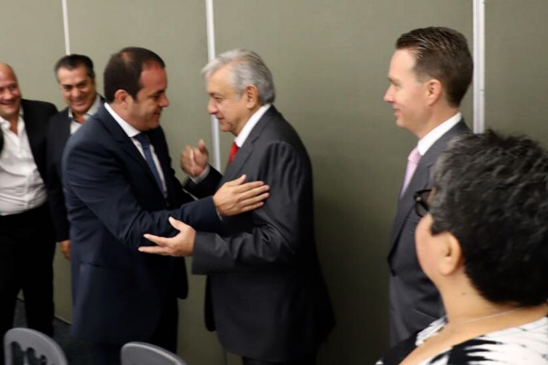 Acude Blanco Bravo a reunión de la Conago