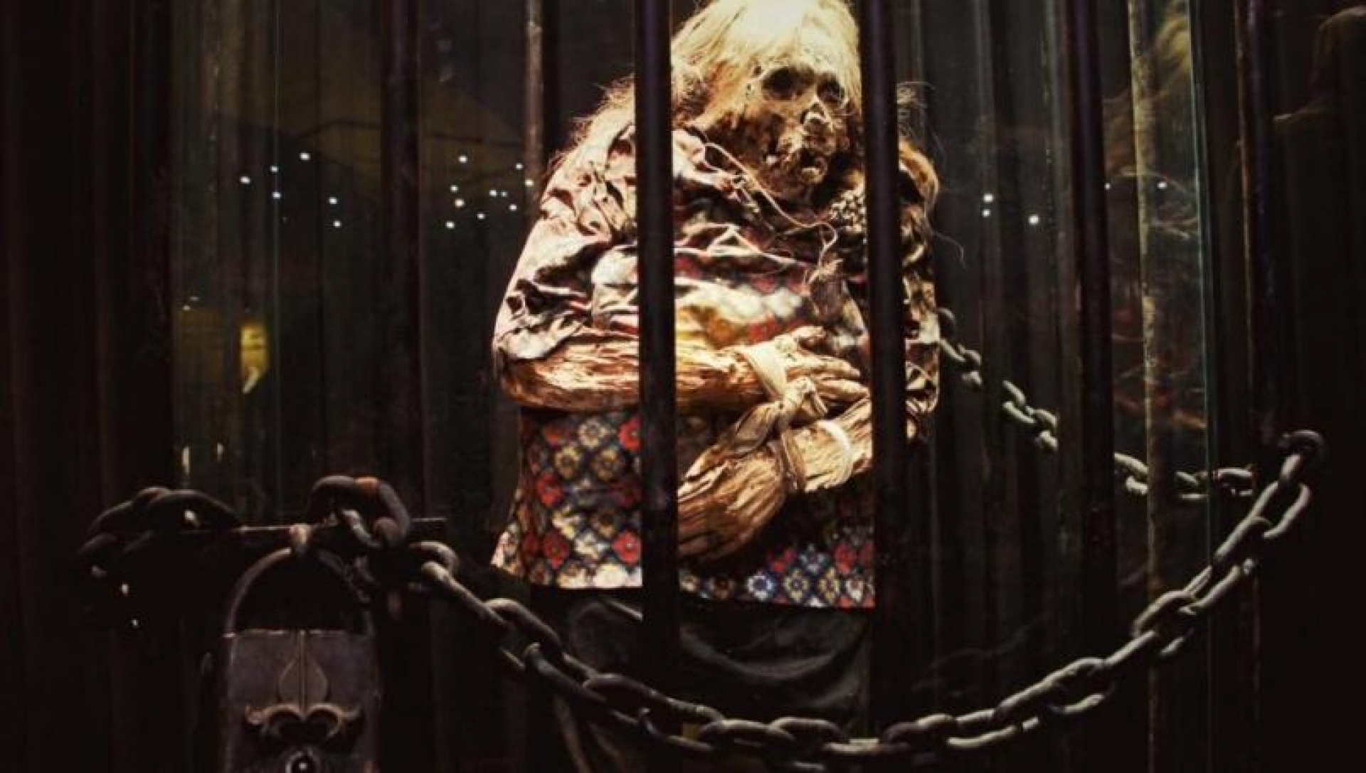 Quitarán cadenas y crucifijos a 'Momia Bruja' de Guanajuato