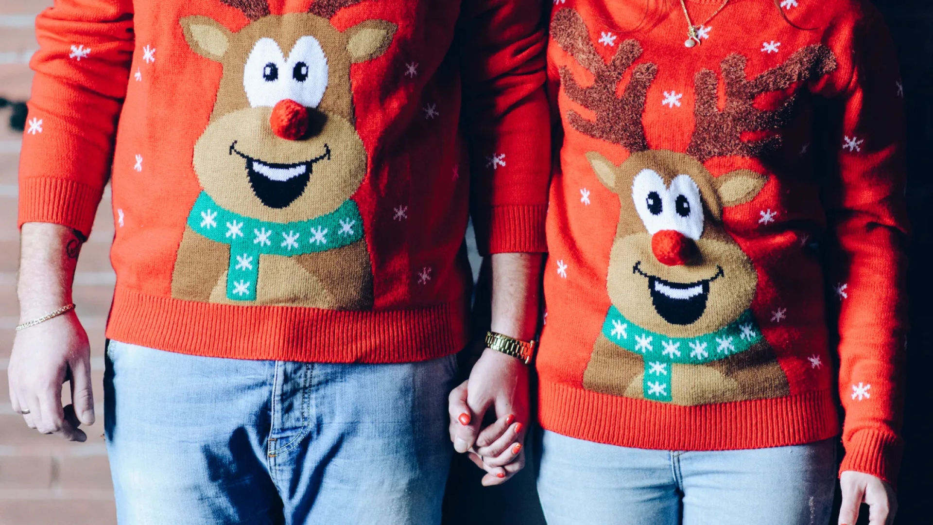 Tendencia navideña: Ideas de 'ugly sweaters' para lucir en pareja