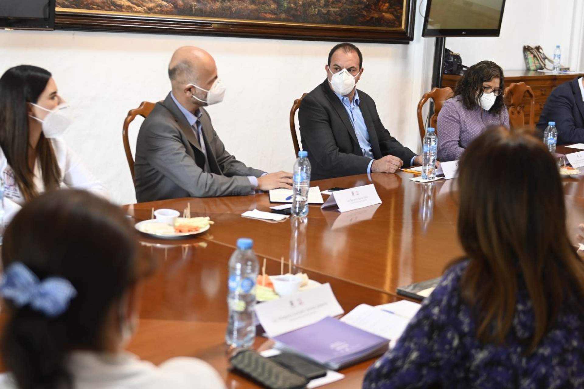 Hacen equipo gobierno estatal y la SRE para reactivar la economía de Morelos