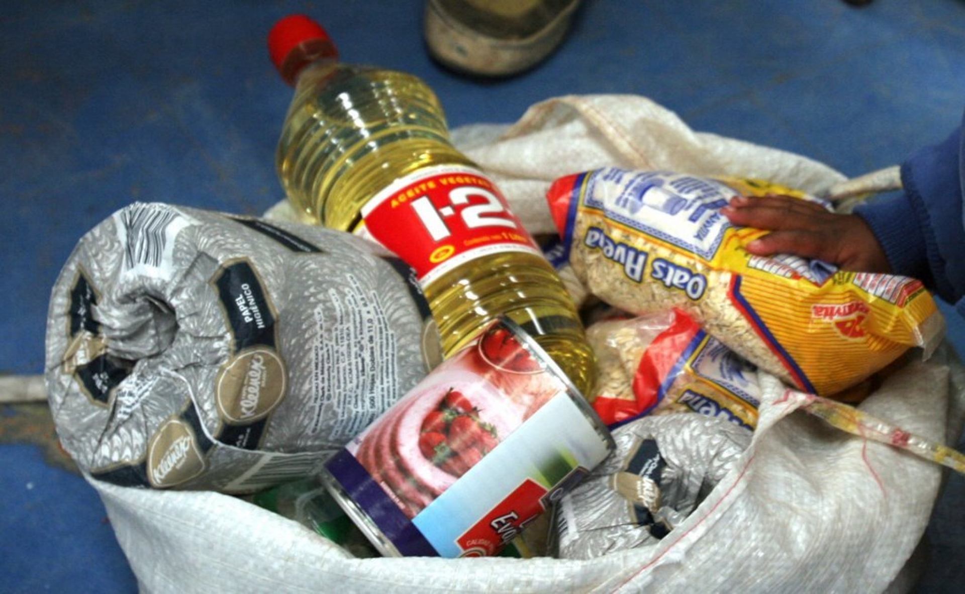 CDMX otorgará apoyo alimentario a estudiantes por pandemia de COVID-19