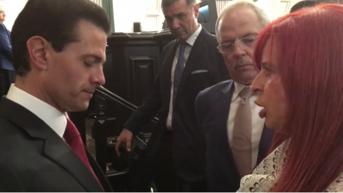 Exige senadora a EPN la verdad de caso Iguala en entrega de la Belisario Domínguez