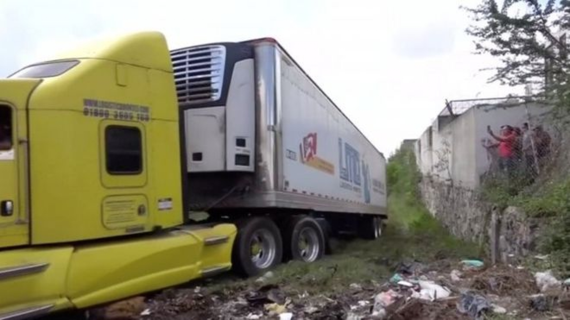 Ya son 12 trailers con cadáveres en al menos 6 ciudades del país: Milenio