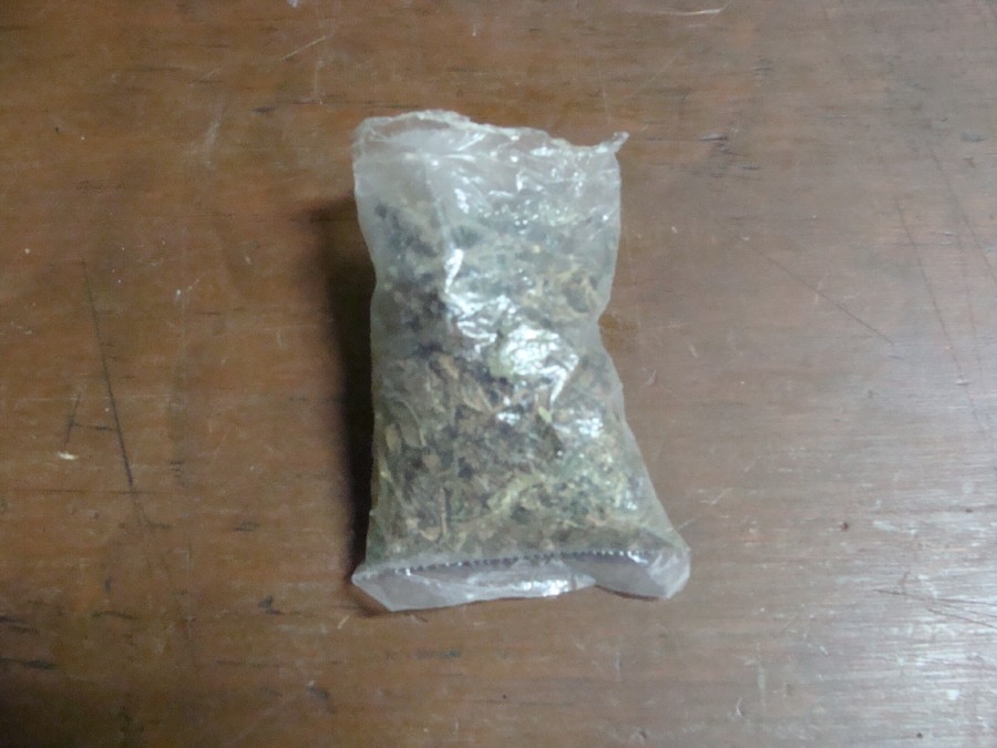 Detienen a un individuo que presuntamente tenía droga