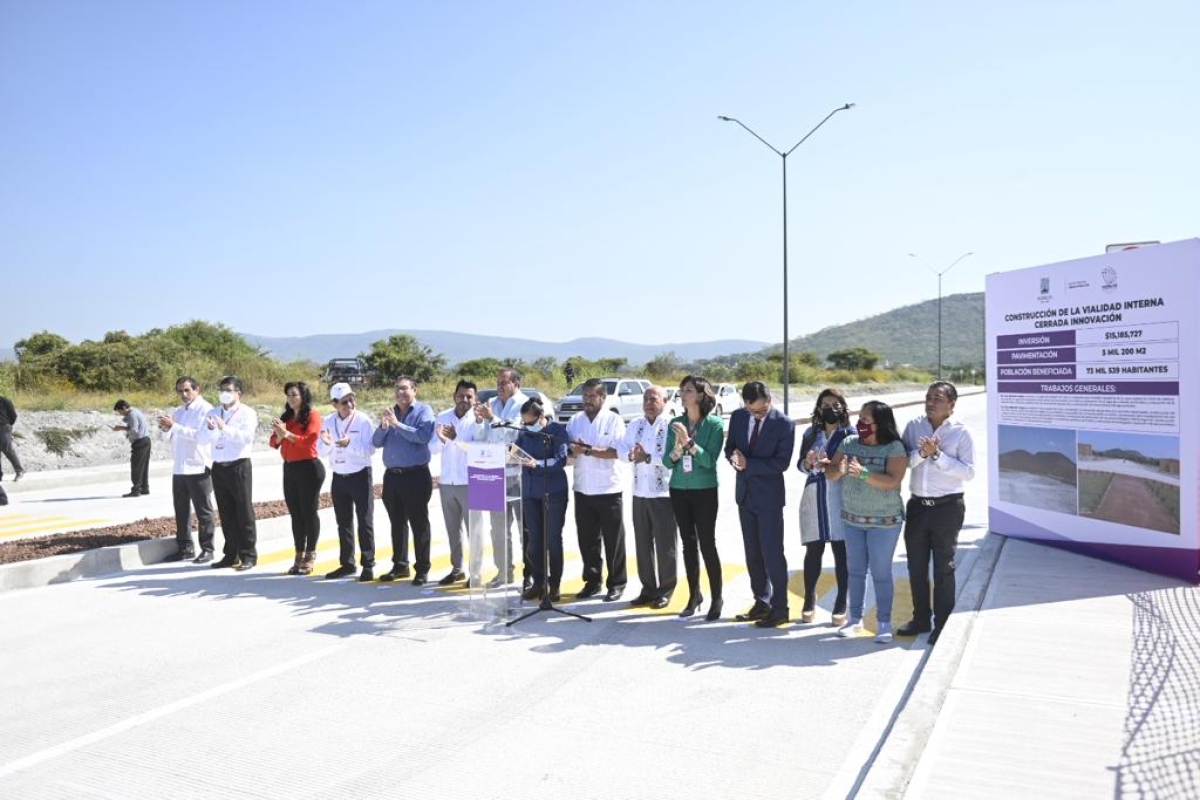 Inaugura gobernador construcción de la vialidad interna Cerrada Innovación