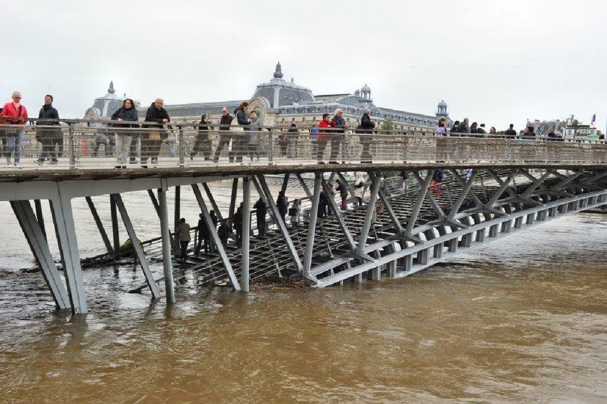 París también sabe nadar