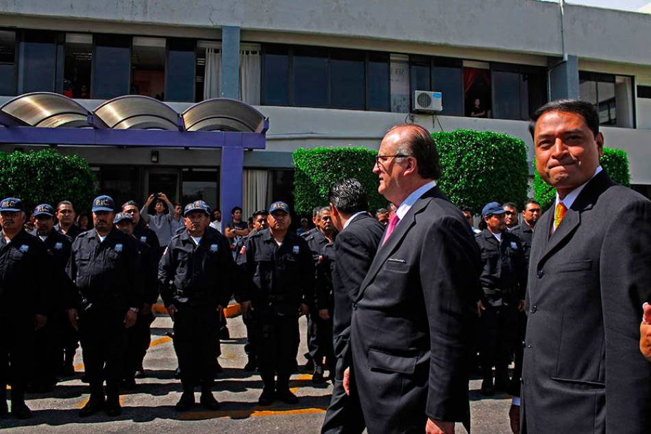 Asegura el gobernador que le propusieron pactar con criminales