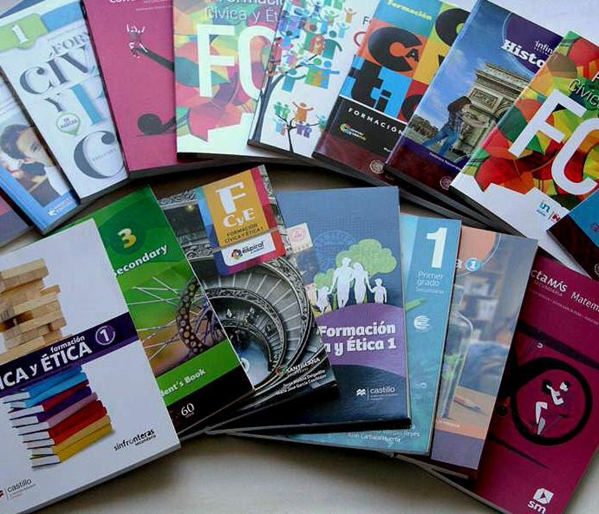Inicia este lunes plazo para selección de libros de texto gratuitos para secundaria