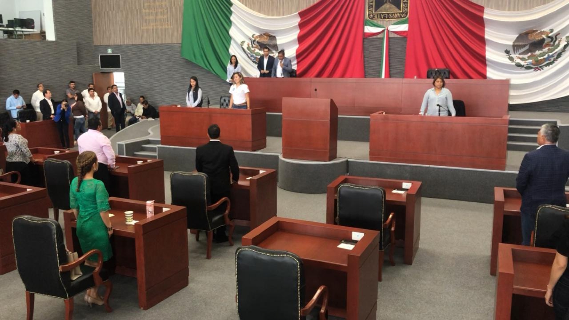 Decretan receso por falta de acuerdos para renovar órganos de gobierno del Congreso