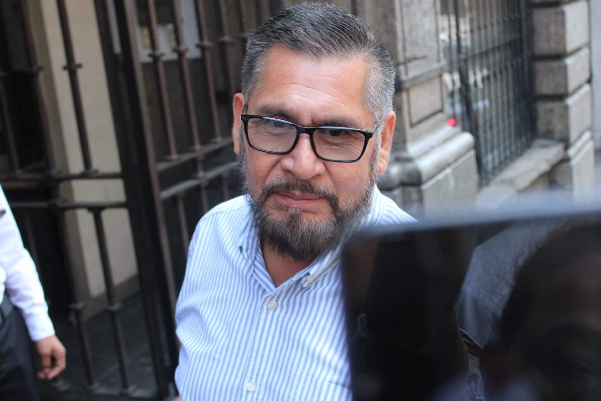 Firme, coordinación con Poderes: Samuel Sotelo